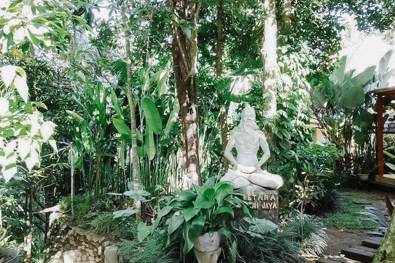 Shanti Toya Ashram Mambat Exteriör bild